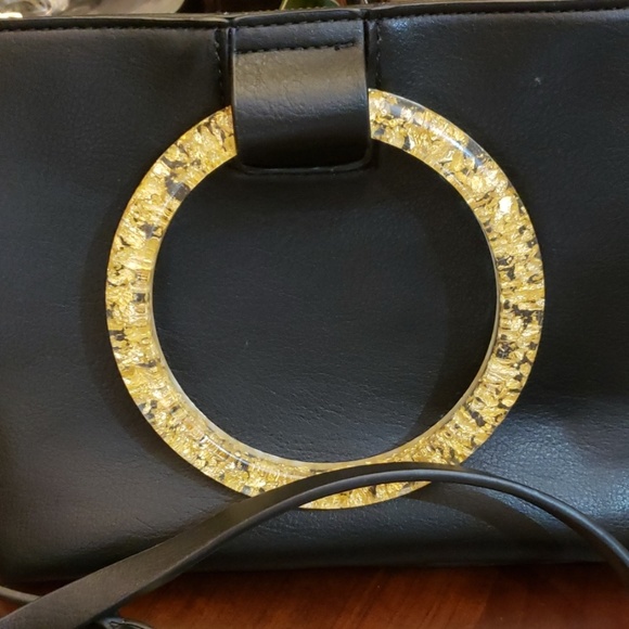 Betsey Johnson black top zip bag w/ lucite rings - Picture 2 of 6